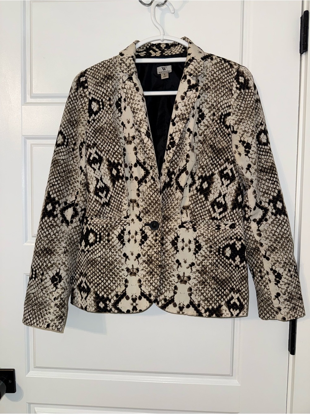 Worthington Black and Cream Snake Print Blazer